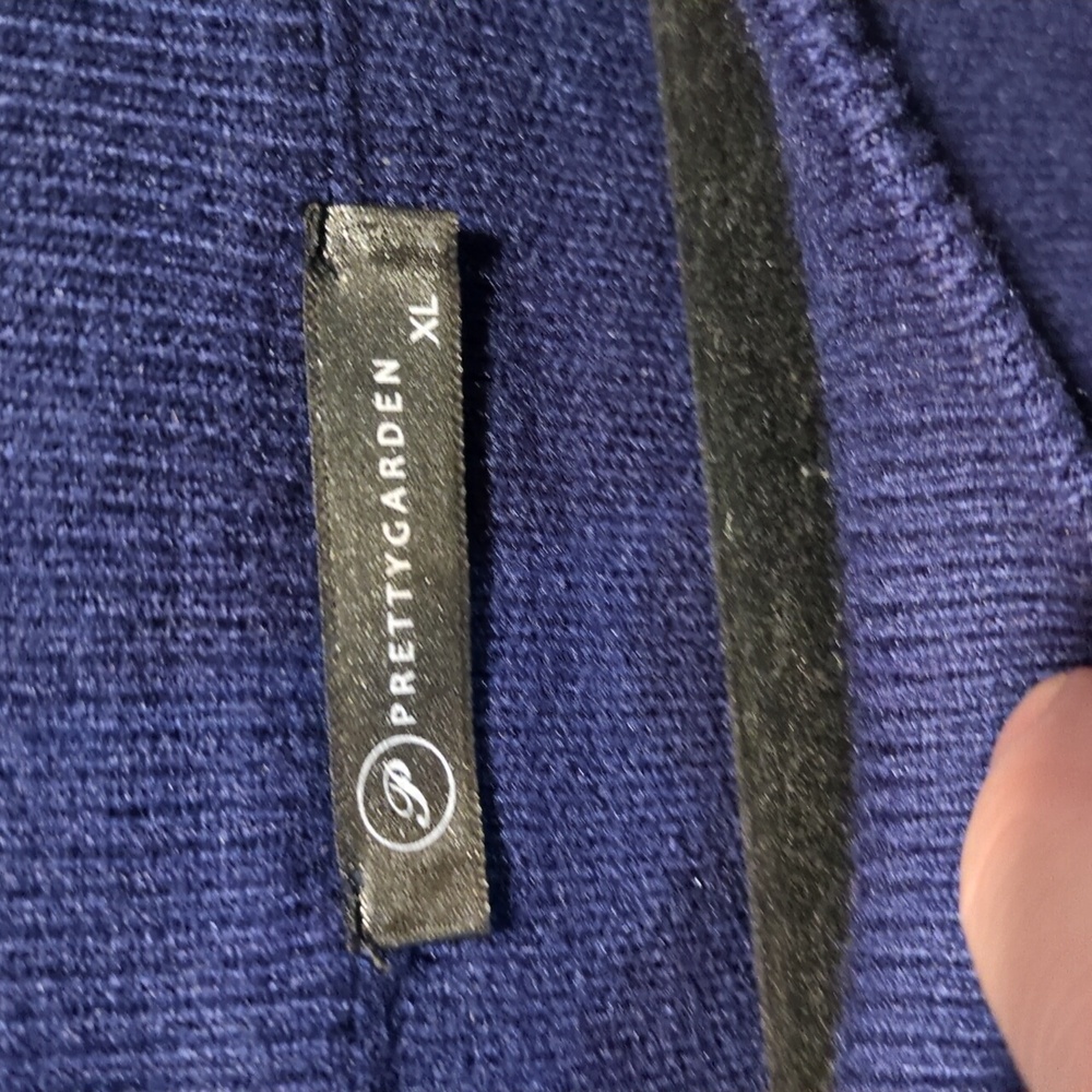 Navy patterned sweater - Picture 2 of 3